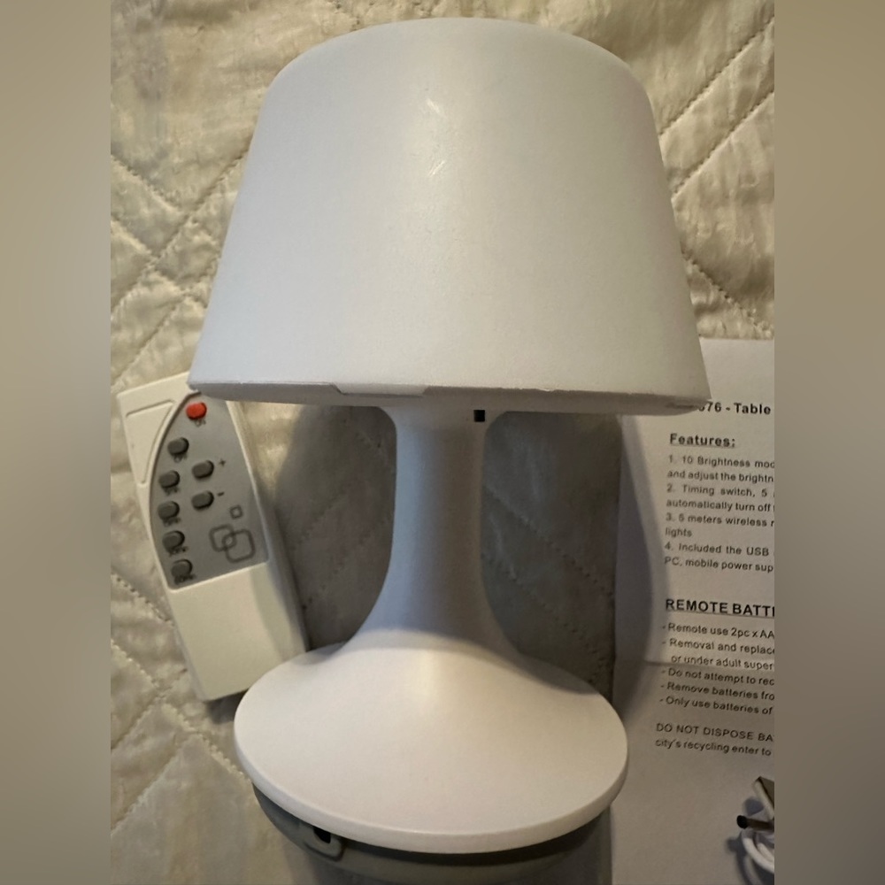 Table nightlight lamp with remote